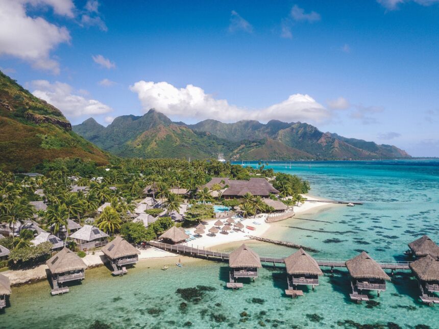 Hilton-Moorea-Lagoon-Resort-Spa-Exterior