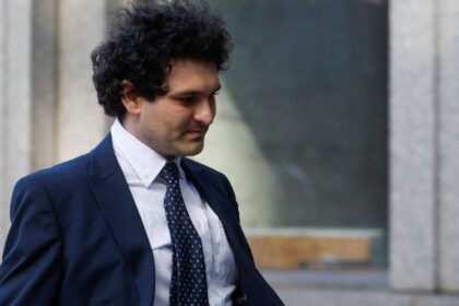 FTX's Sam Bankman-Fried testifies before the jury in fraud trial