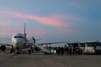 First Venezuelan Migrants Deported Under New U.S. Policy Arrive
