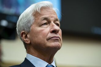 Jamie Dimon's trades show the benefit of tracking insider buying, selling