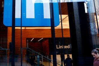 LinkedIn Issues Warning to Site Shaming Pro-Palestinian Sentiment
