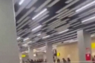 Mob Storms Russian Airport as Plane Arrives From Tel Aviv