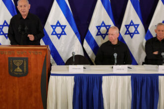 Netanyahu Apologizes for Blaming Israeli Officials in Hamas Attack