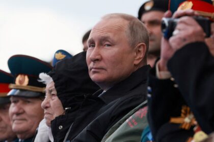 Russia's Putin demands absolute loyalty from his inner circle
