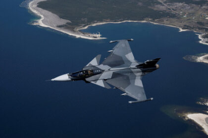 Sweden Offers Ukraine Warplanes — If It Is Allowed Into NATO
