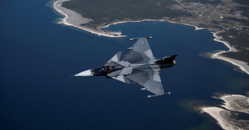 Sweden Offers Ukraine Warplanes — If It Is Allowed Into NATO