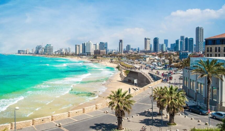 The 6 Best Hostels in Tel Aviv (Updated 2023)