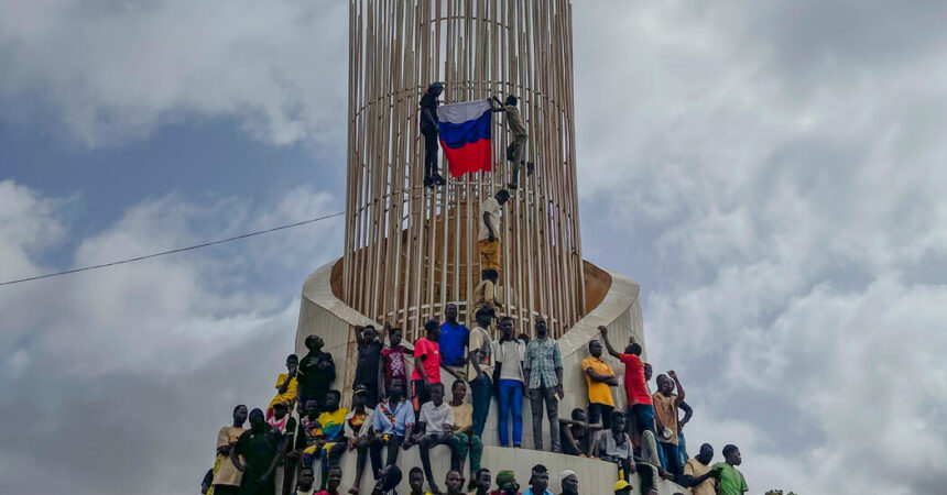 The Hottest New Accessory in Niger? A Russian Flag.