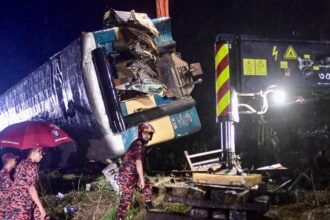 Train Collision in Bangladesh Leaves at Least 17 Dead