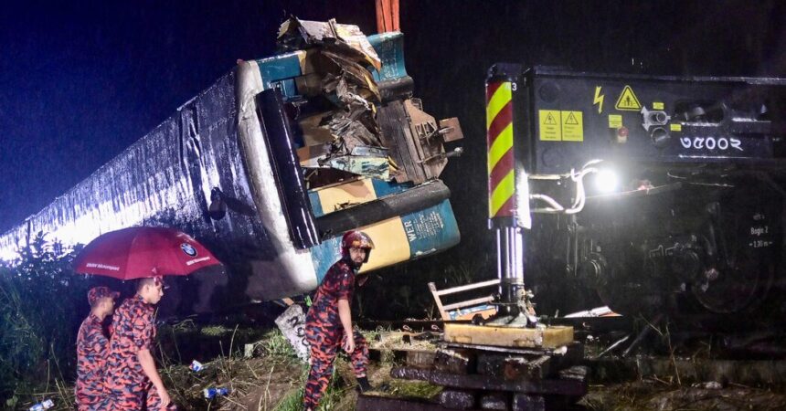 Train Collision in Bangladesh Leaves at Least 17 Dead