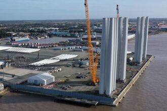 Turbine troubles have sent wind energy stocks tumbling — and a slew of issues remain