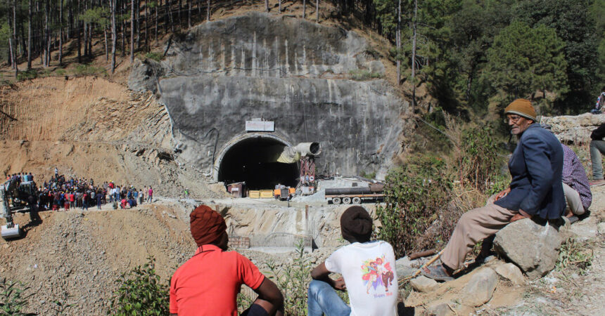 After Days Trapped in a Tunnel, Workers Wait for a Rescue’s Plan B