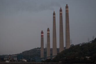 Coal use needs to be cut faster to meet emissions target, analysis