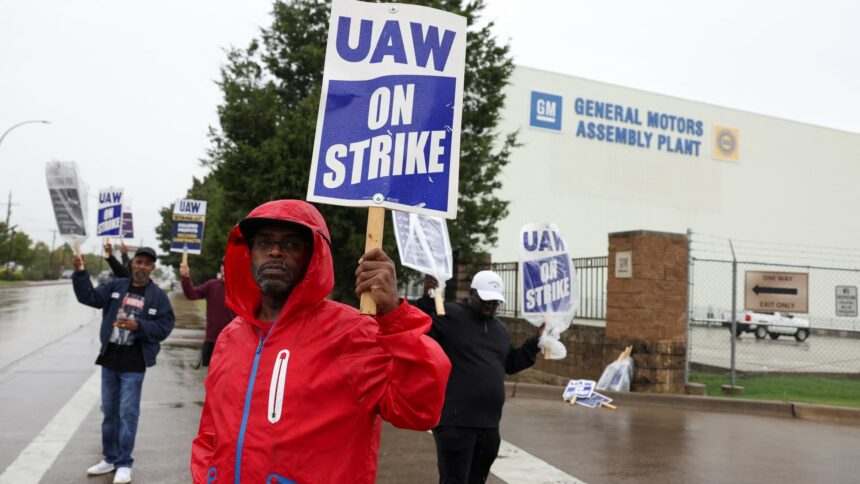 GM expected to invest $13 billion in U.S. plants under new UAW deal