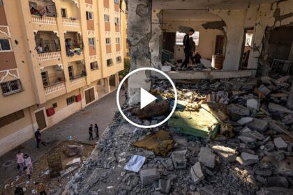 Gazans Grapple With the Aftermath of Airstrikes in Khan Younis
