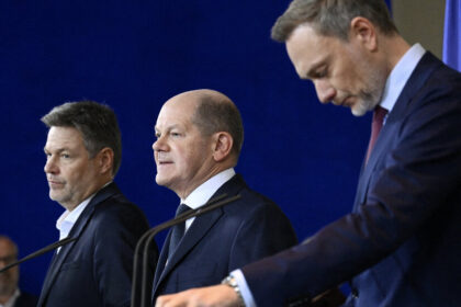 Germany Freezes Government Spending as Budget Crisis Deepens