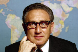 Henry Kissinger, Who Shaped U.S. Cold War History, Dies at 100