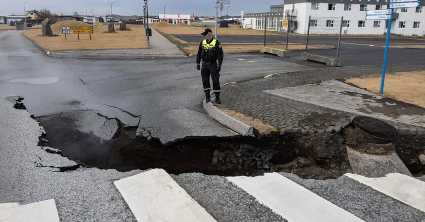 Iceland Works to Protect Power Plant as it Awaits a Volcanic Eruption