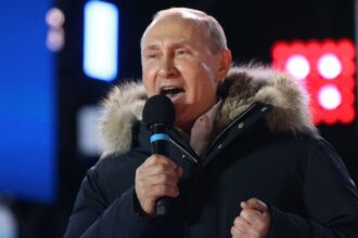 Kremlin says it's confident Putin will win 2024 presidential election