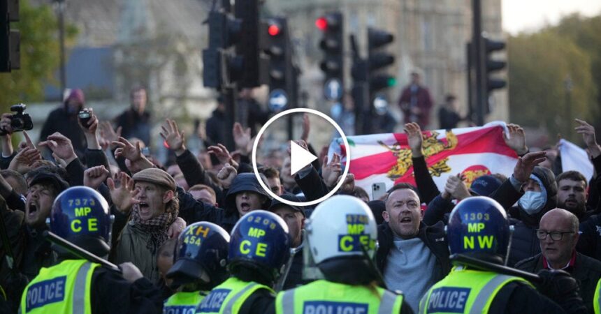 Right-Wing Counterprotesters Clash With Police in London