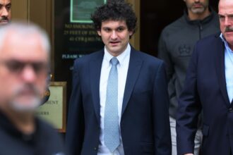 SBF crypto empire built on 'pyramid of deceit,' prosecutors argue