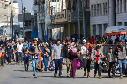 Tens of Thousands Flee Northern Gaza Strip, as Israel’s Invasion Advances