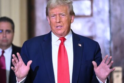 Trump requests mistrial in $250 million New York business fraud case