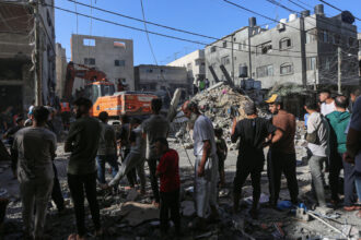 Tuesday Briefing: Israel Cuts the Gaza Strip in Two