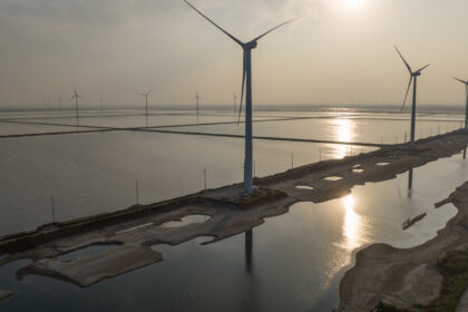 U.S. and China Agree to Displace Fossil Fuels by Ramping Up Renewables