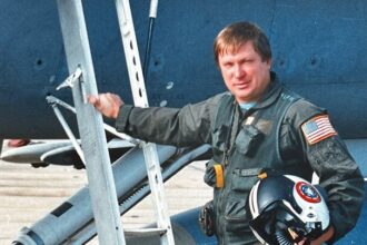 Viktor Belenko, Who Defected to the West in a Jet Fighter, Dies at 76