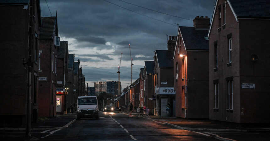 ‘It’s Like I Am Blind’: Waiting for Asylum in a British Hotel