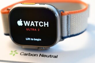 Apple stops selling some Apple Watches on website over patent dispute