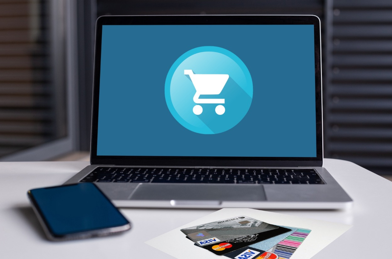 Competitive Ecommerce Calls for Retailers to Consider Compelling Omni-Channel Experiences