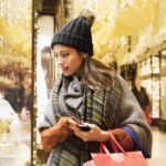 Last-minute holiday shoppers face fraud risks. These 5 tips can help