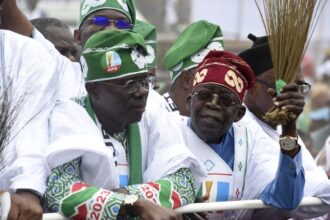 Lagos State Governor Babajide Sanwo-Olu and President Bola Tinubu on 26 November 2022.