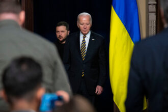 No Aid for Ukraine Would Be a Gift to Russia, Biden Says as Zelensky Visits