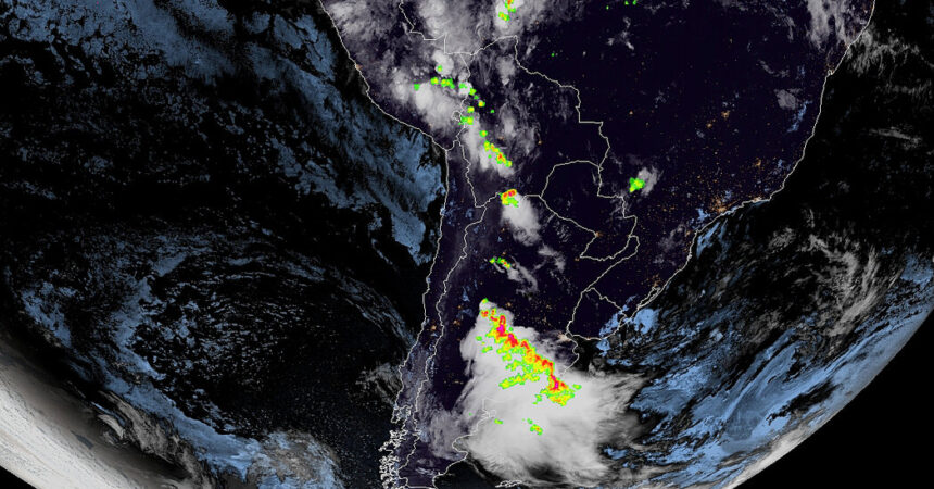 Storm Kills 13 in Argentine Port of Bahía Blanca, Heads to Buenos Aires