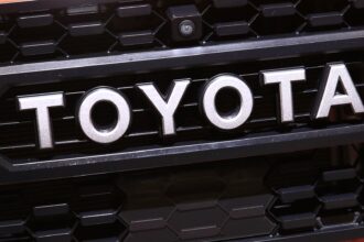 Toyota shares slide 4% after vehicle recall, Daihatsu safety issues