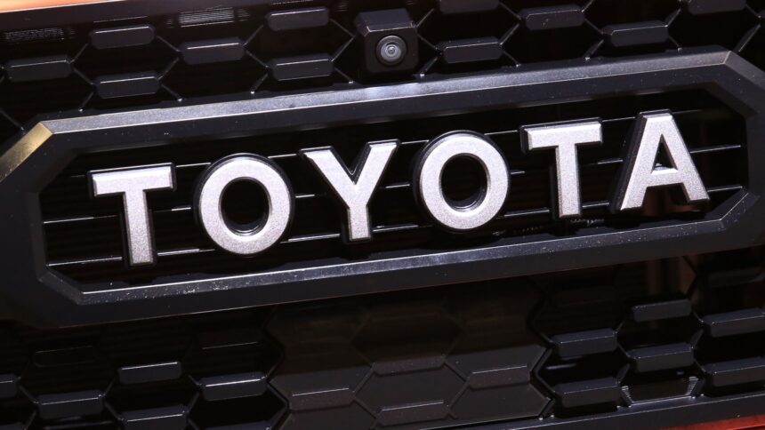 Toyota shares slide 4% after vehicle recall, Daihatsu safety issues