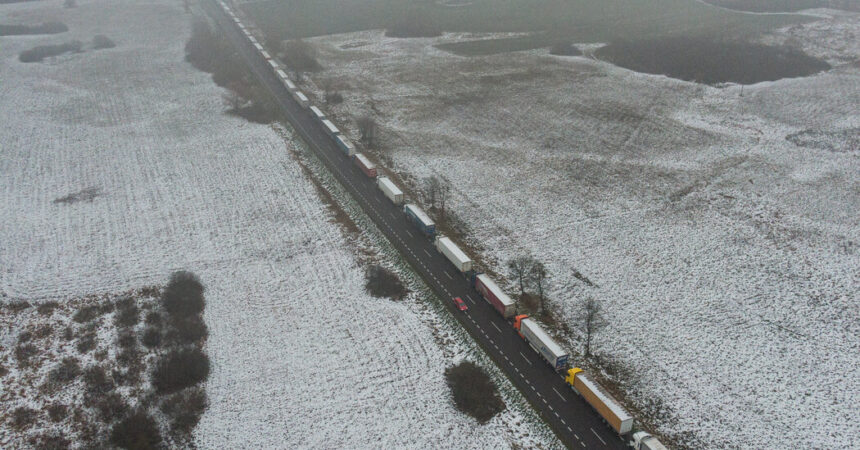 Ukrainian Troops Feel the Bite of Polish Trucker’s Protest