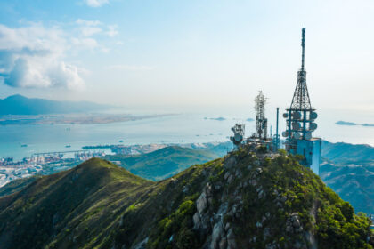 Who's Really Winning the Global 5G and Cloud Computing Infrastructure Race?