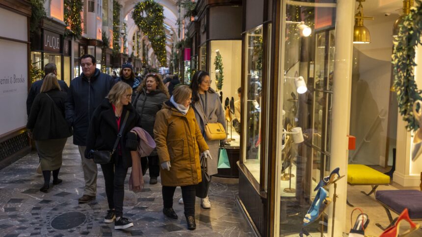 ‘Girl Math’ returns as shoppers navigate holiday shopping finances