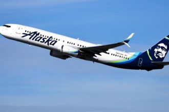 Alaska Airlines grounds Boeing 737 Max 9 fleet after section blows out midair