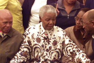 Auction of Mandela Items Is Halted During South Africa Court Fight