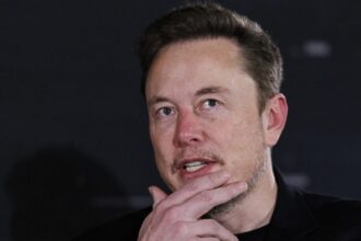 Elon Musk wants more control of Tesla, seeks 25% voting power