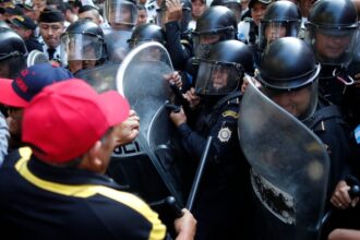 Guatemala’s Presidential Inauguration is Delayed, Flaring Tempers