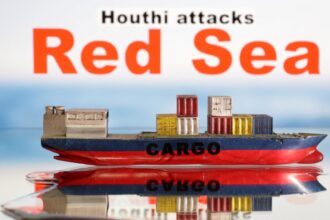 Houthi militias launch biggest attack to date on merchant vessels in Red Sea