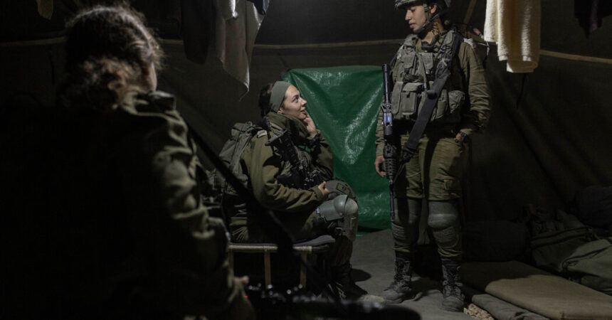 Israeli Women Fight on Front Line in Gaza, a First