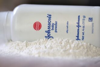 Johnson & Johnson to settle talc baby powder probe