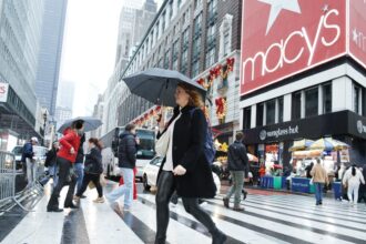 Macy's to cut jobs and close stores